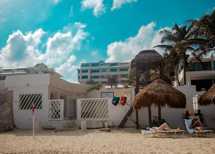 Beachfront Apartments Cancun